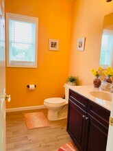 2 Decroce Ct in Parsippany, NJ - Building Photo - Building Photo