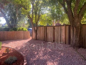 9128 Nye Rd in Ventura, CA - Building Photo - Building Photo