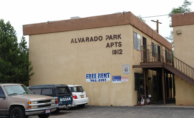 Alvarado Park Apartments in Albuquerque, NM - Building Photo - Building Photo