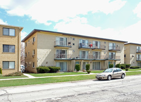 3055 N Elm St Apartments