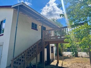 108 Robert E Lee in San Antonio, TX - Building Photo - Building Photo