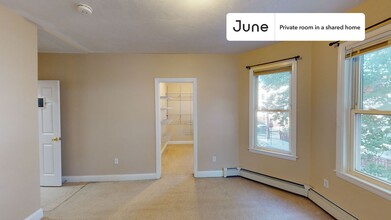 Private bedroom in 3 bed/1 bath Home in Boston, MA - Building Photo - Building Photo