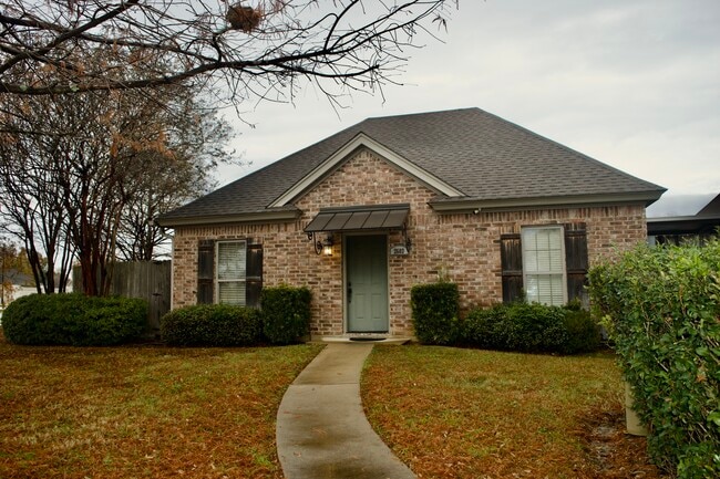 2603 Broadmoor Blvd, Unit 2603 Broadmoor