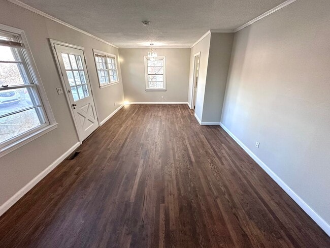 property at 119 Simpson Dr NW