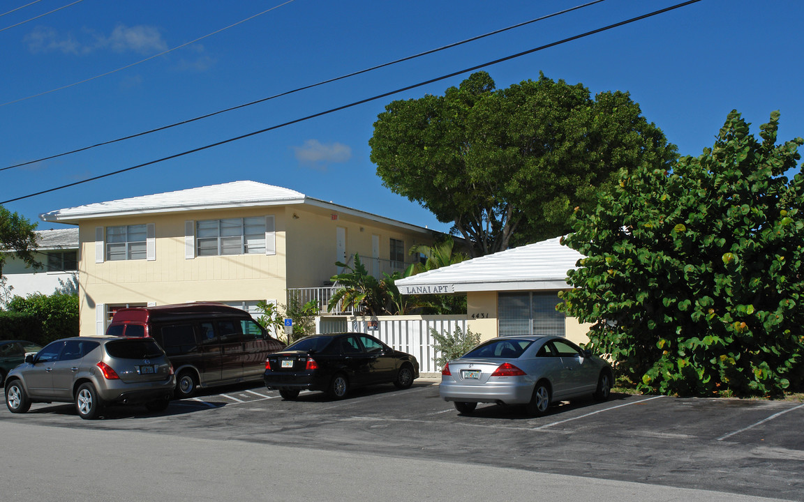 Lanai 19 Apartments in Oakland Park, FL - Foto de edificio