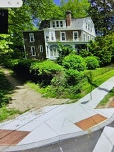 15 E Mermaid Ln, Unit 2nd floor Front in Philadelphia, PA - Building Photo - Building Photo