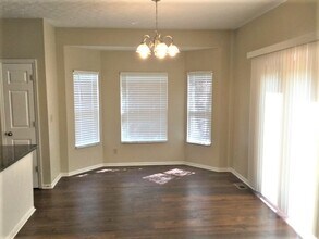 742 Keltoncrest Dr in Reynoldsburg, OH - Foto de edificio - Building Photo