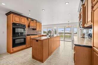 272 Ocean Blvd N in Long Branch, NJ - Building Photo - Building Photo