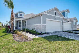 2821 Marrakesh Ln in Sarasota, FL - Building Photo - Building Photo