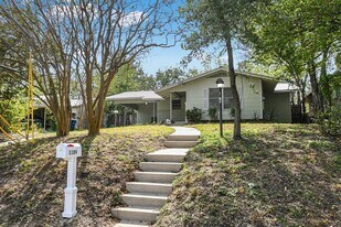 1109 Edgewood Ave in Austin, TX - Building Photo