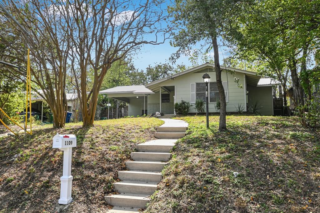 1109 Edgewood Ave in Austin, TX - Foto de edificio