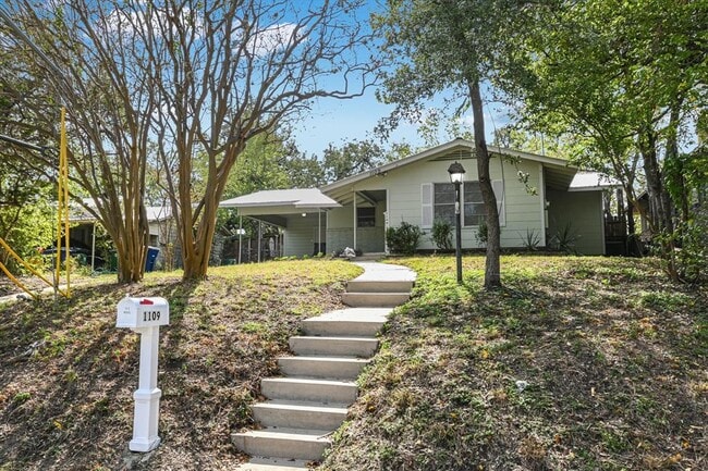 property at 1109 Edgewood Ave