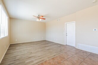 5562 S Lemon Tree Dr in Tucson, AZ - Building Photo - Building Photo