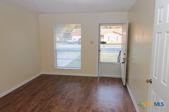 512 Creek St in Copperas Cove, TX - Building Photo - Building Photo