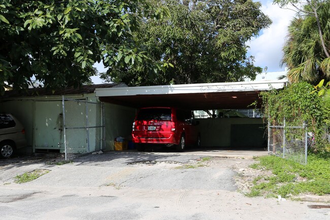 1306 Florida Ave in West Palm Beach, FL - Building Photo - Building Photo