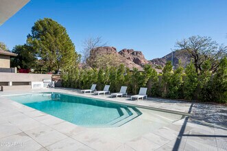 5156 N 45th Pl in Phoenix, AZ - Building Photo - Building Photo