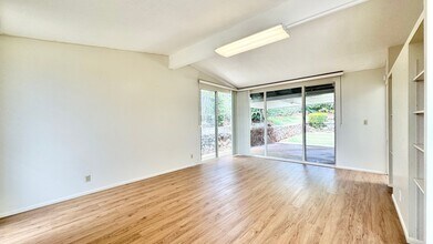 98-1204-1204 Pakalana St in Aiea, HI - Building Photo - Building Photo