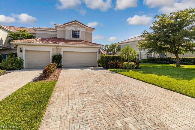 9205 Belleza Way in Ft. Myers, FL - Building Photo - Building Photo