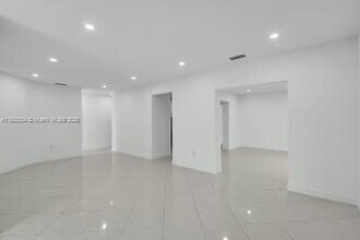 14755 SW 82nd Terrace in Miami, FL - Building Photo - Building Photo