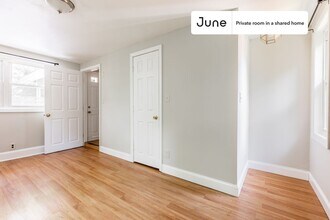 Room in Shared 9 bed/2 bath home in Boston, MA - Building Photo - Building Photo