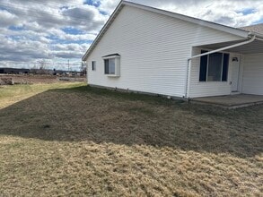 106 Sunshine Ct in Bonduel, WI - Building Photo - Building Photo