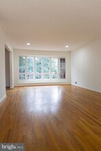 1212 Forestwood Dr in McLean, VA - Building Photo - Building Photo