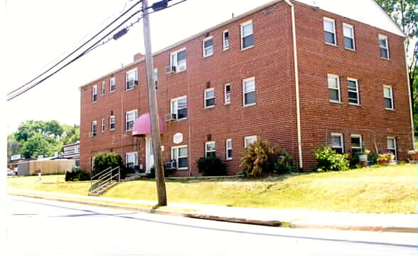 Huntington Square Apartments in Alexandria, VA - Building Photo - Building Photo