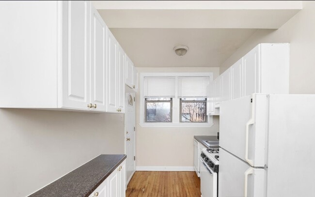 555 W Aldine Ave, Unit 552-N3