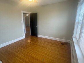 4933 W Cuyler Ave in Chicago, IL - Building Photo - Building Photo