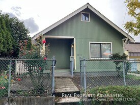 3835 S Holly St in Seattle, WA - Building Photo
