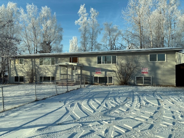 749 Fischer Ave, Unit Bottom floor unit in Anchorage, AK - Foto de edificio