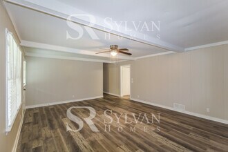 910 Curry Cir SE in Conyers, GA - Building Photo - Building Photo