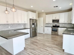 5394 W Kaler Cir in Glendale, AZ - Building Photo - Building Photo