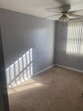 178 E Fariston Dr in Philadelphia, PA - Building Photo - Building Photo