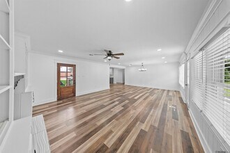 105 3rd St, Unit 739-201 in Denham Springs, LA - Building Photo - Building Photo
