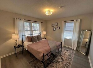 306 S Marble St in West Columbia, SC - Building Photo - Building Photo