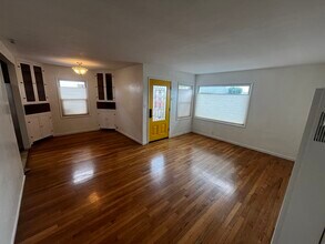 2727 Gaynor Ave in Richmond, CA - Foto de edificio - Building Photo