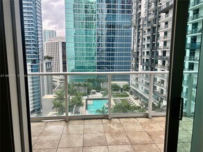 300 S Biscayne Blvd, Unit 1601 in Miami, FL - Building Photo - Building Photo