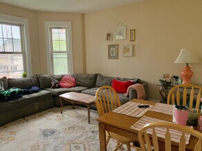 109 Murdock St, Unit #2 in Boston, MA - Foto de edificio - Building Photo