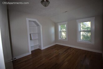 14 Dow St, Unit 2M in Somerville, MA - Building Photo - Building Photo