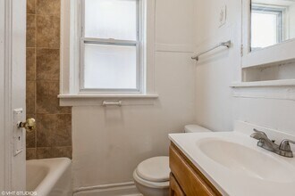 3408 W Berteau Ave in Chicago, IL - Building Photo - Building Photo