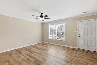 937 Micro Way in Knoxville, TN - Building Photo - Building Photo