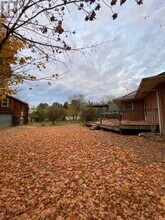260 Main St W in Grimsby, ON - Building Photo - Building Photo