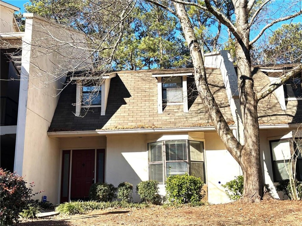 1206 Old Hammond Chase in Atlanta, GA - Building Photo