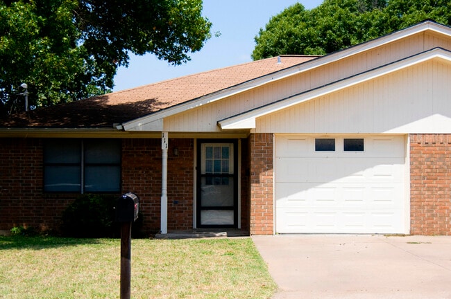 property at 111 Briarwood Ln