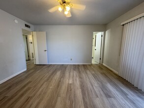 1122 Avenida de las Estrellas in Bullhead City, AZ - Building Photo - Building Photo