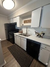 11457 Dennis Rd, Unit Apt 1010 in Dallas, TX - Building Photo - Building Photo