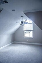 13 Stonebrook Ct in Beaumont, TX - Foto de edificio - Building Photo