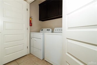 7 E Garfield Ave in Alton, TX - Building Photo - Building Photo