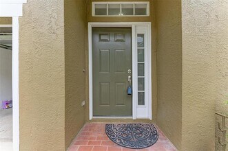 2926 Bayshore Pointe Dr in Tampa, FL - Foto de edificio - Building Photo